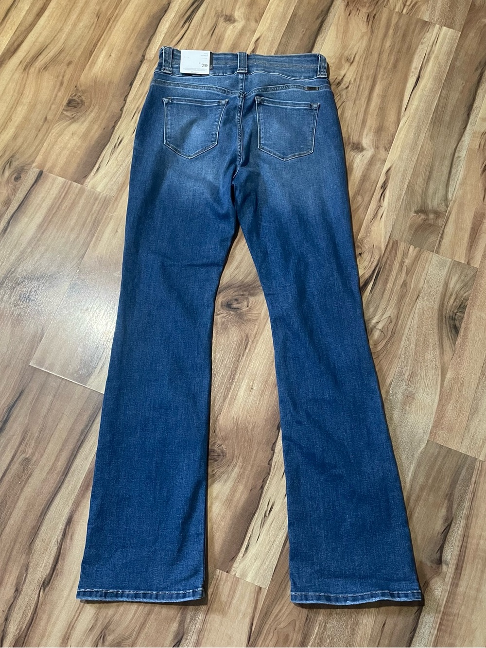 NWT KanCan High Waisted 2-Button Slim Flare Leg Denim Jeans Sz 11/29 - Picture 2 of 7